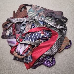20 pc Mens SILK Neckties LOT Wholesale Bulk Collectors Assorted Crafts Cutter